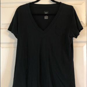 Black V-neck pocket tee